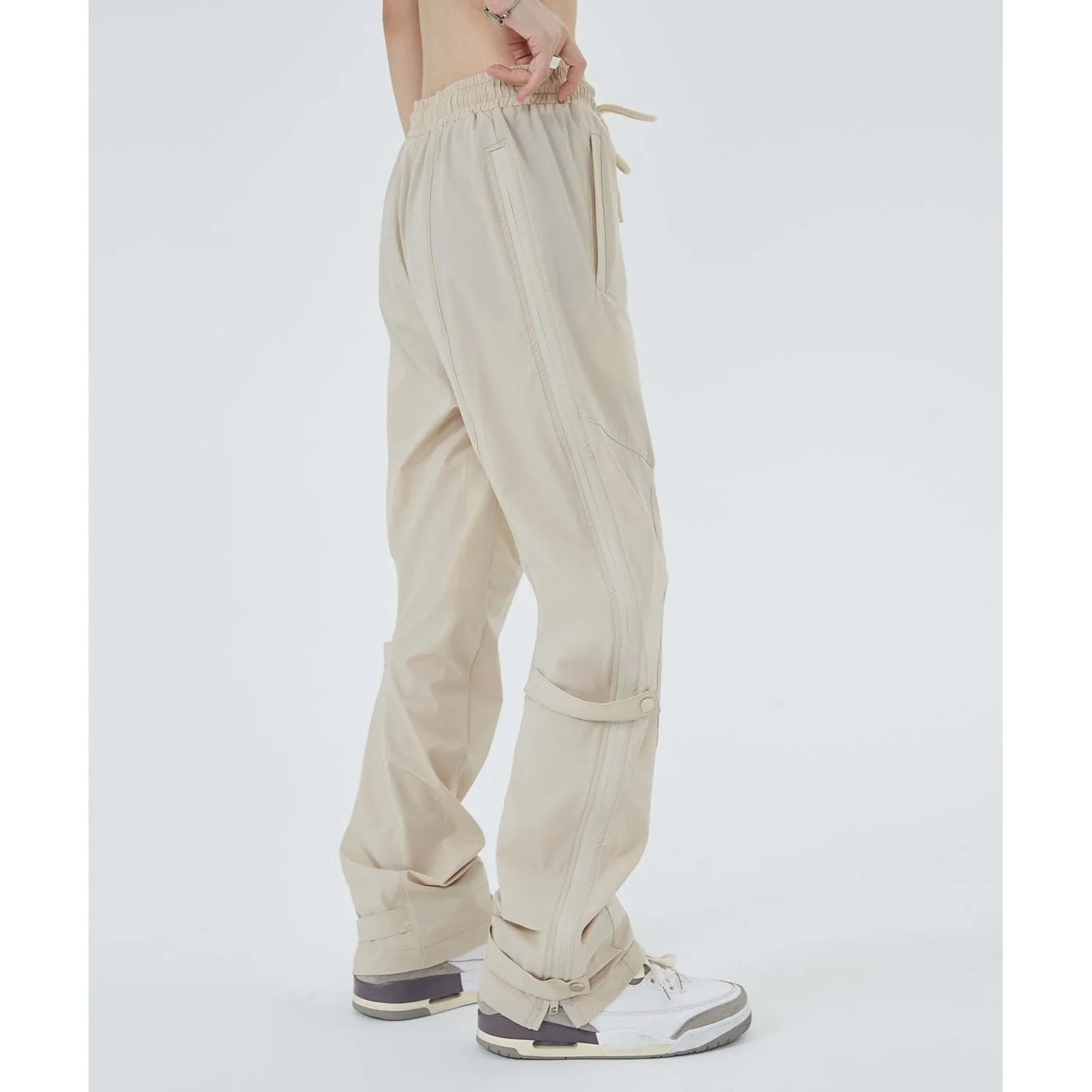 Relaxed Fit Drawstring Pants